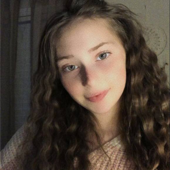 Meet your Posher, Harmony - Picture 1 of 1